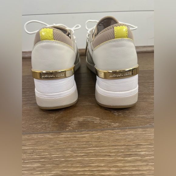 Michael Kors Liv Trainer Sneakers - Picture 6 of 11